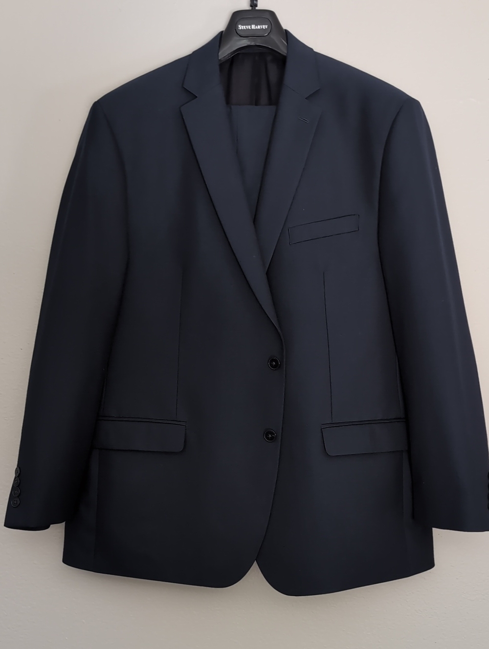 Calvin Klein Navy Two-Button Men's Jacket  Blazer Suit Coat & Pants Matching Set